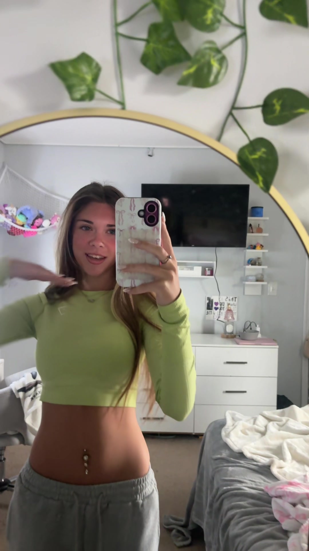 @leah