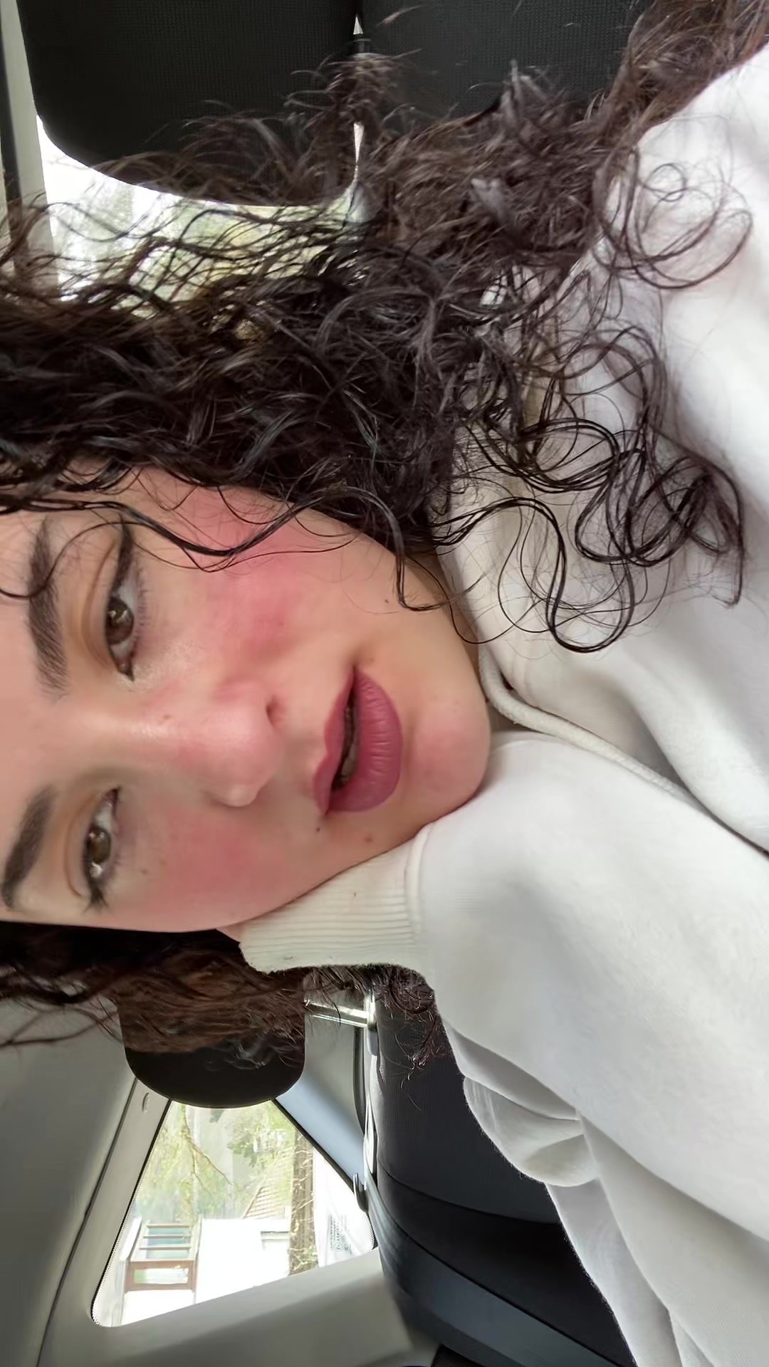 @miaaaa.sfr