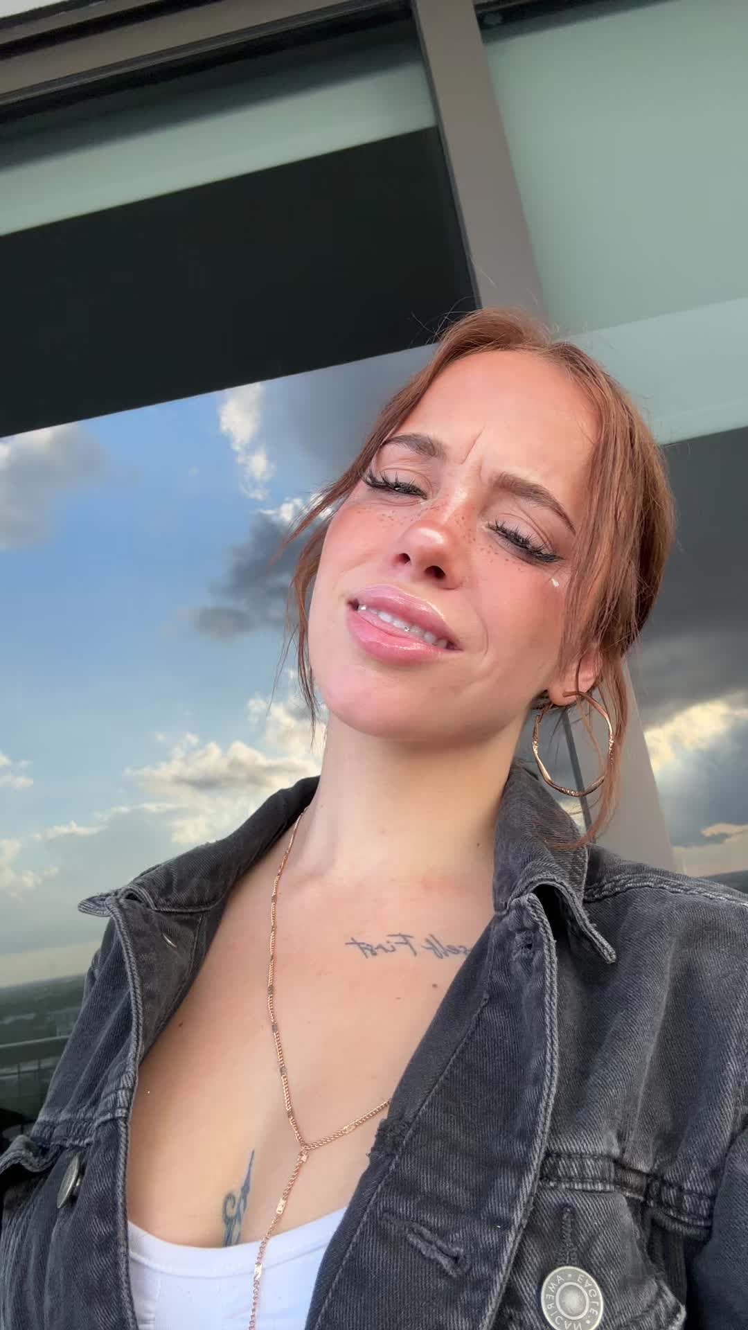 @Kayjo