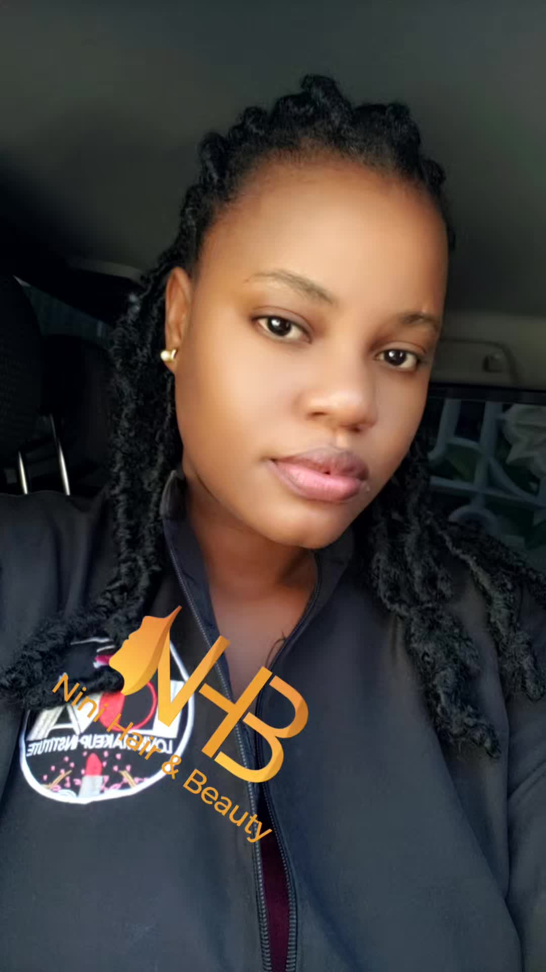 @Ni'art & Fashion 😍🐝💵💲♏🦂