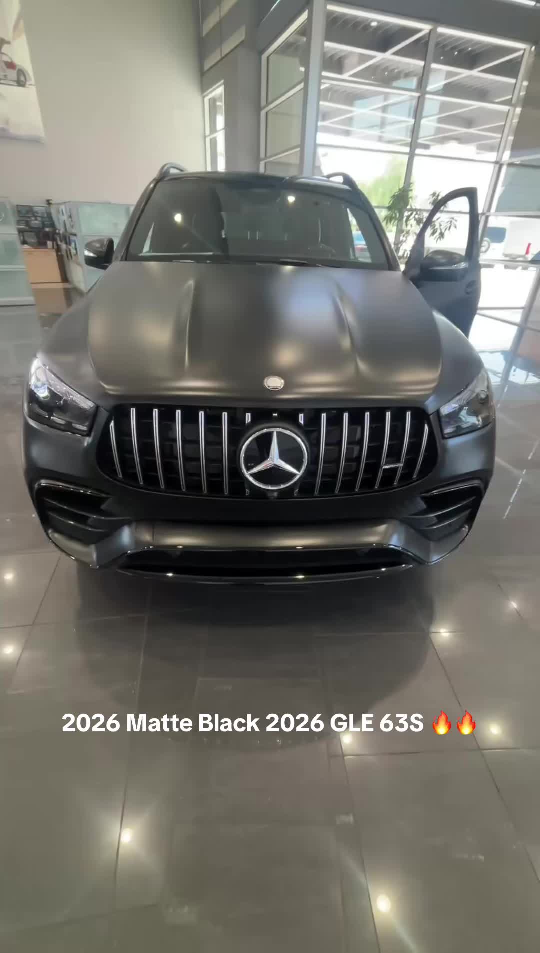 @Mercedes Benz by Richard