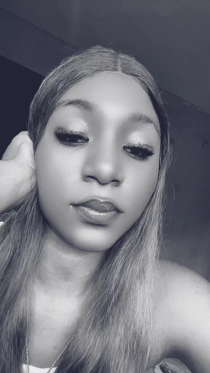 @Agirllikenippy 😘❤️🥰