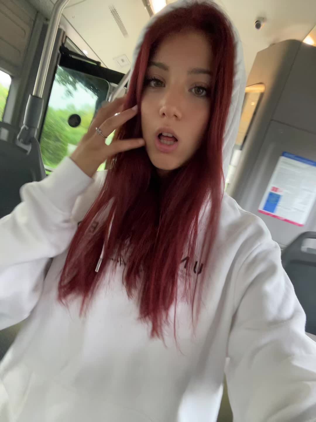 @mairetta🪩🍒