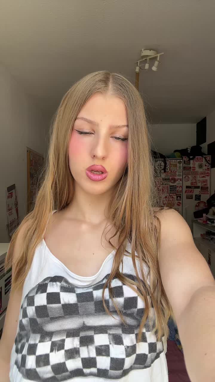 @️