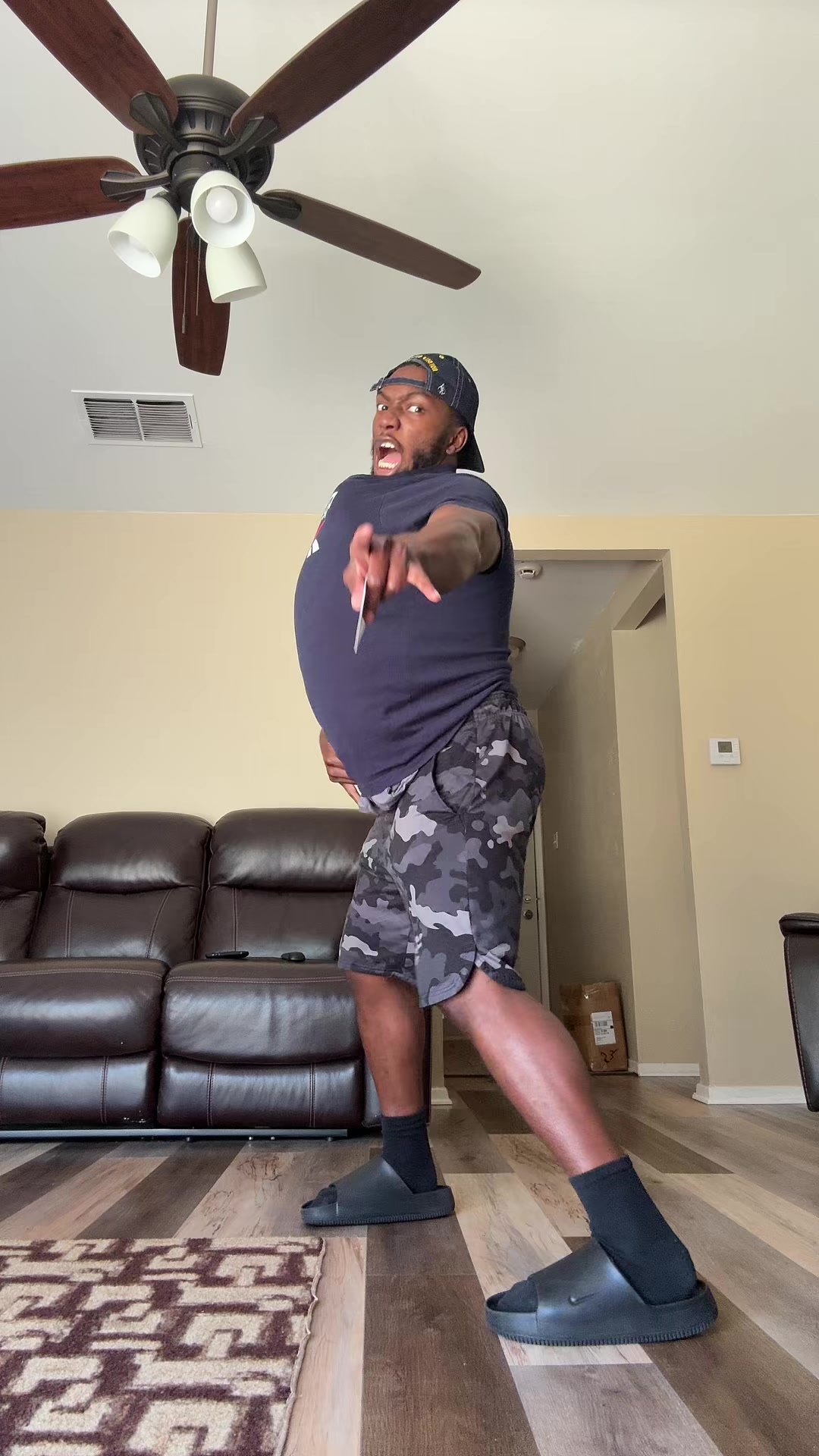 @32ant