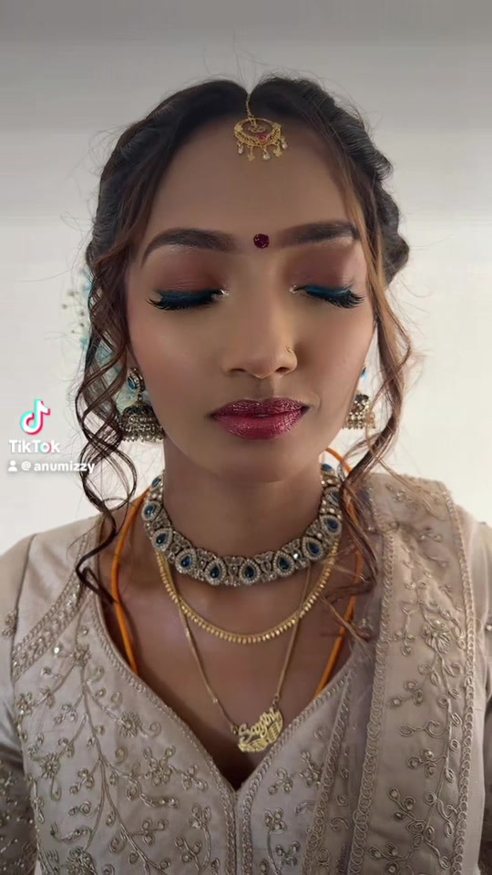 @Anumizzy Makeup Artist