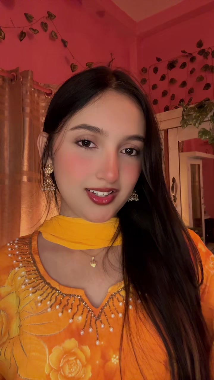 @lizakarki~