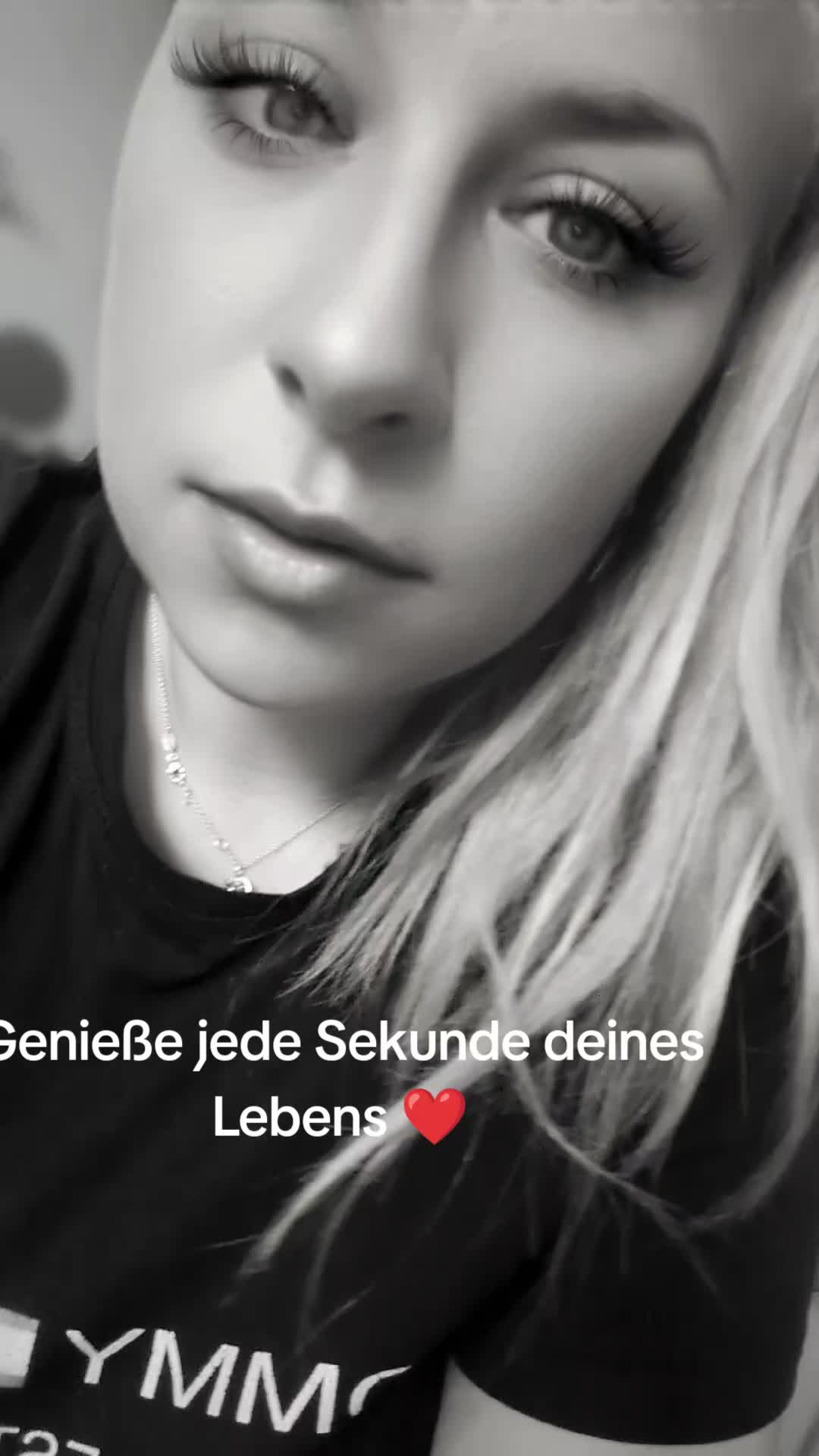 @Saphira95