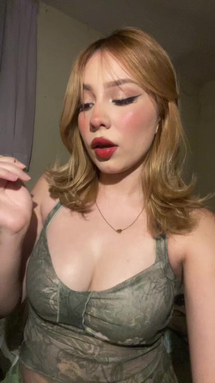 @iamlyndseyy