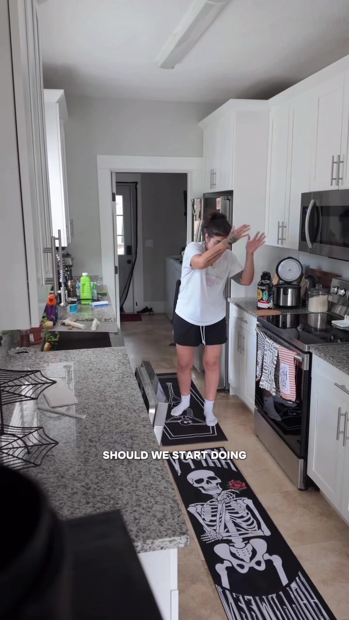@Theebooblessbabe