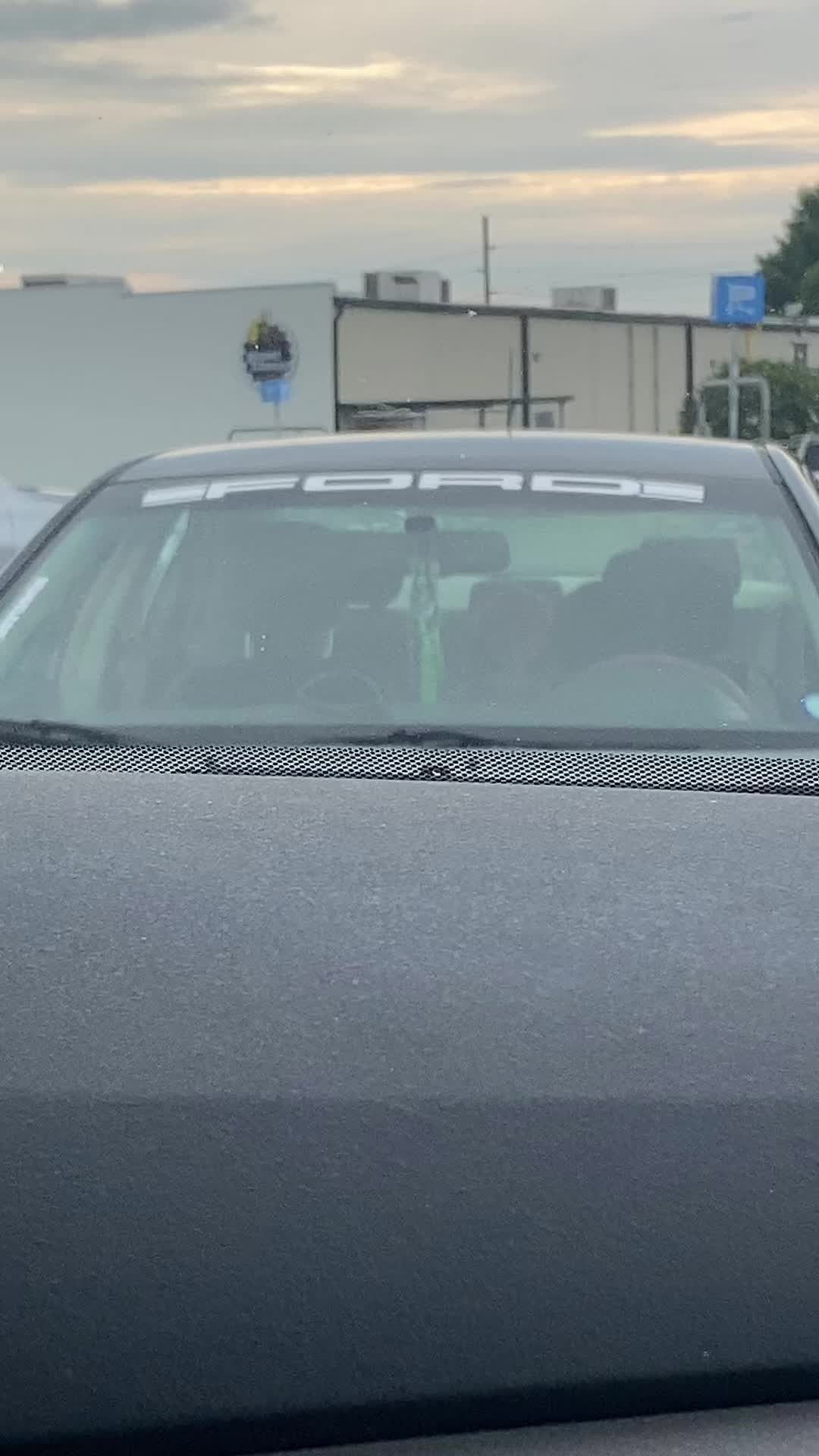 @darlinnobody