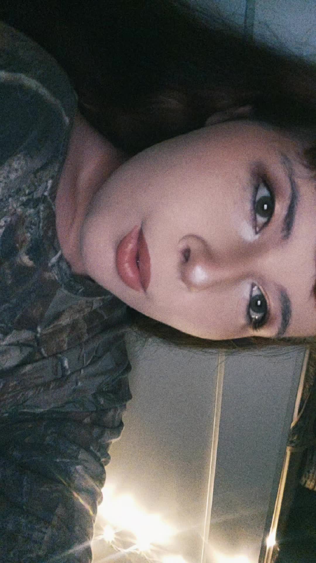 @Skylers wife🖤💋