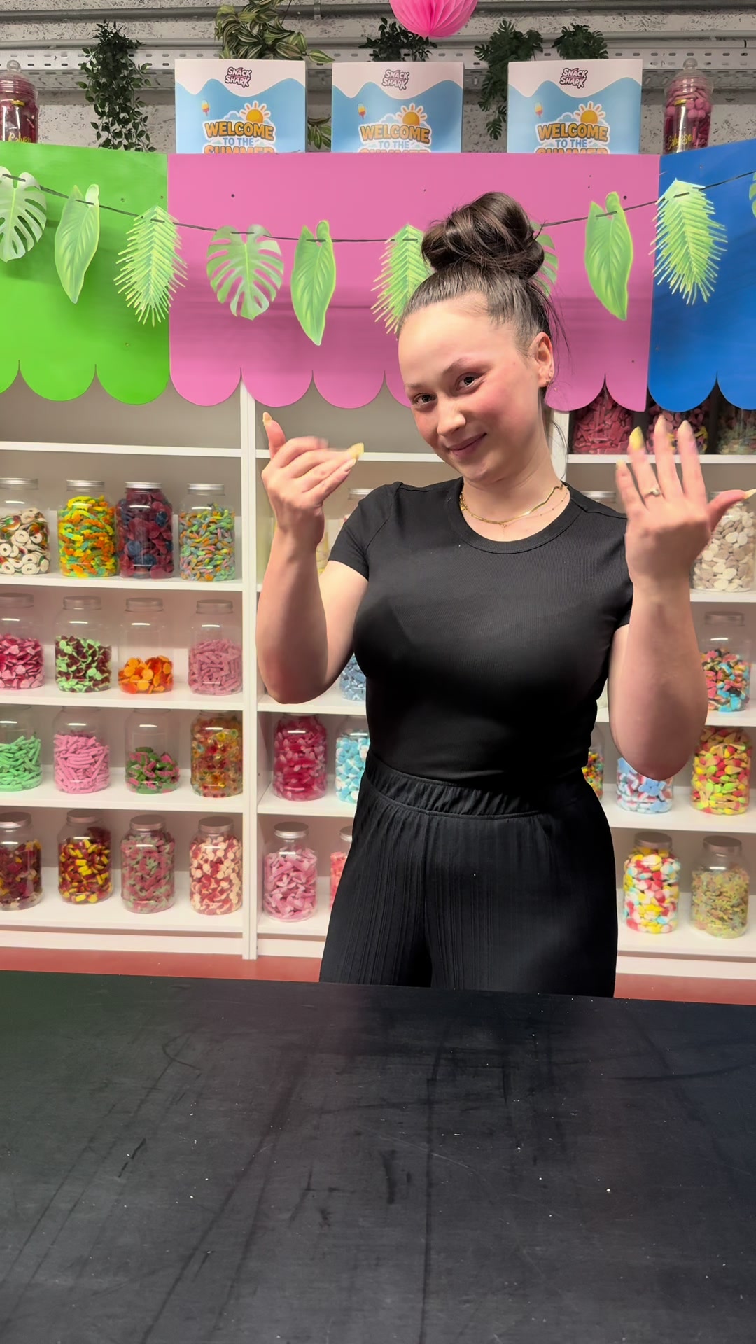 @SnackShark.de