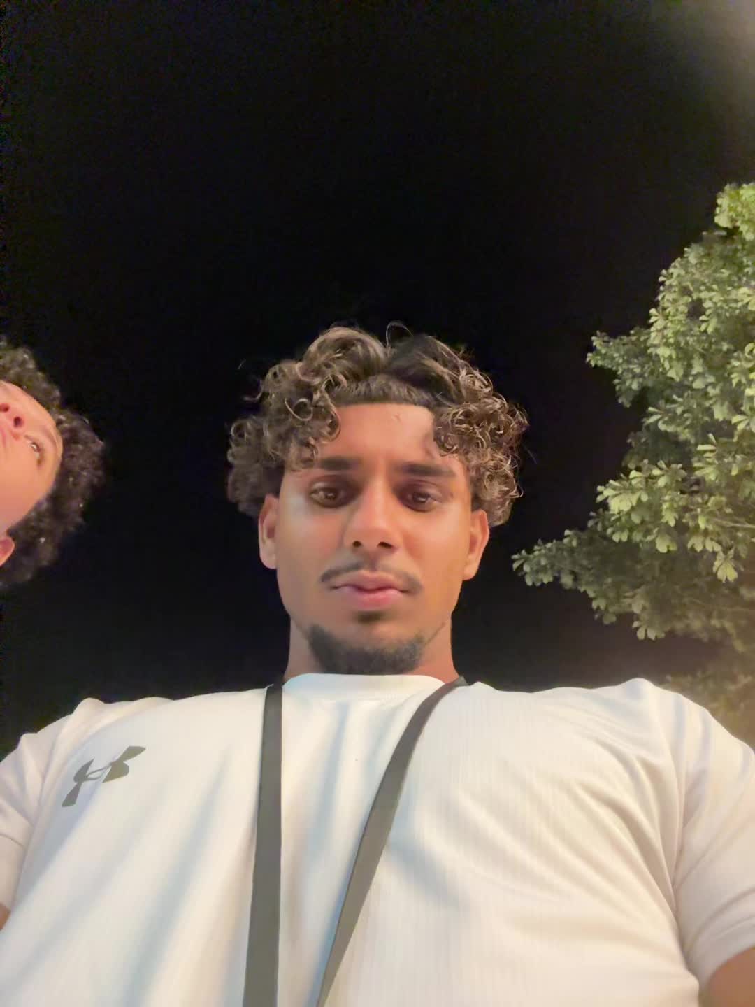 @𝒩𝒶𝒾𝓂🦍