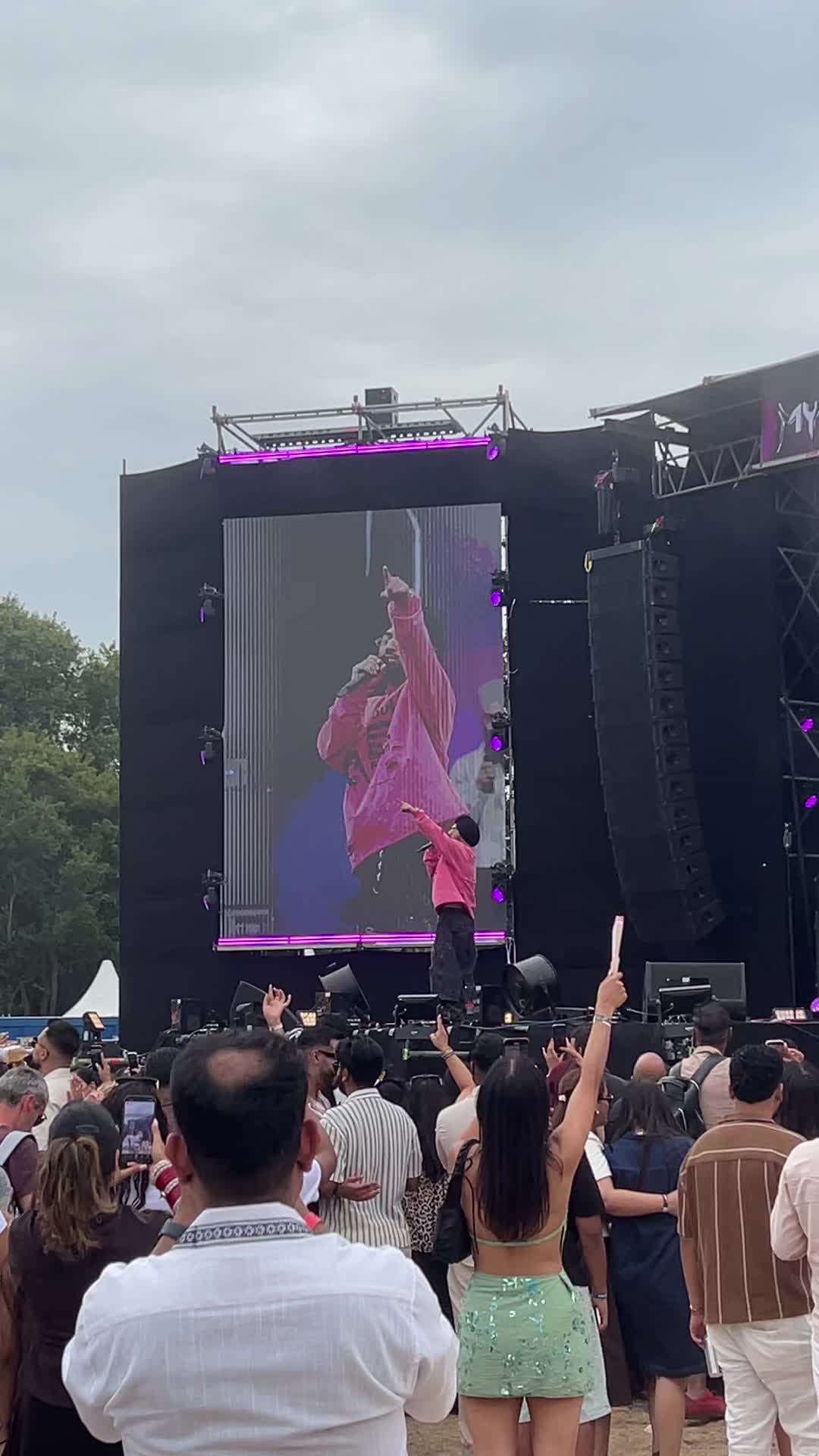 @Shayari 💚