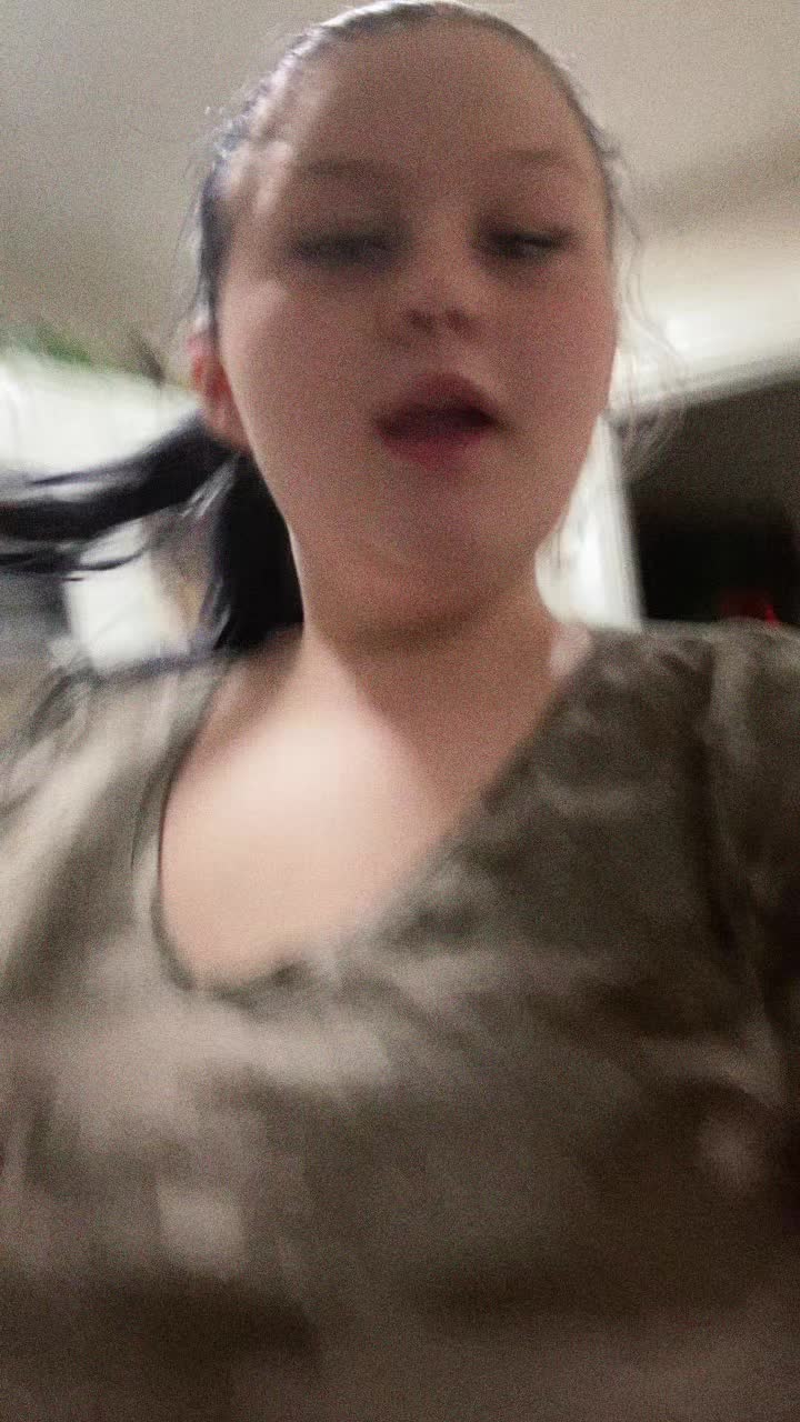 @Thysfavgirltt