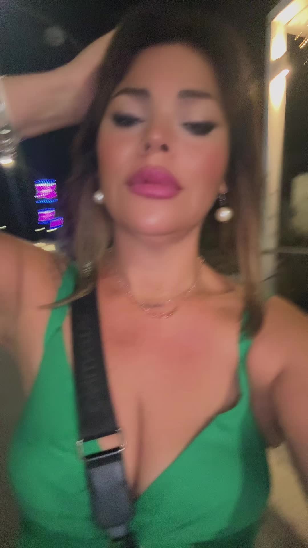 @Cailyminogue