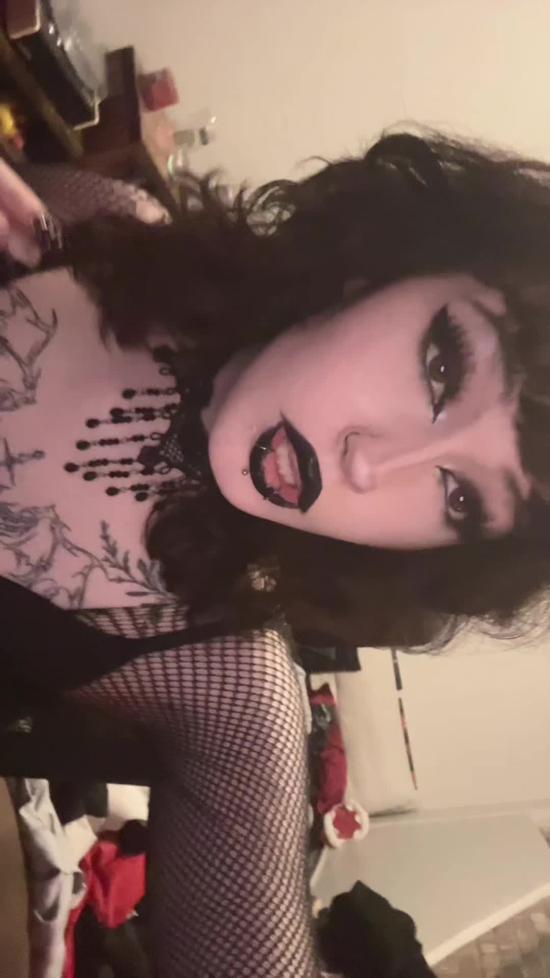 @ghostgirl0425