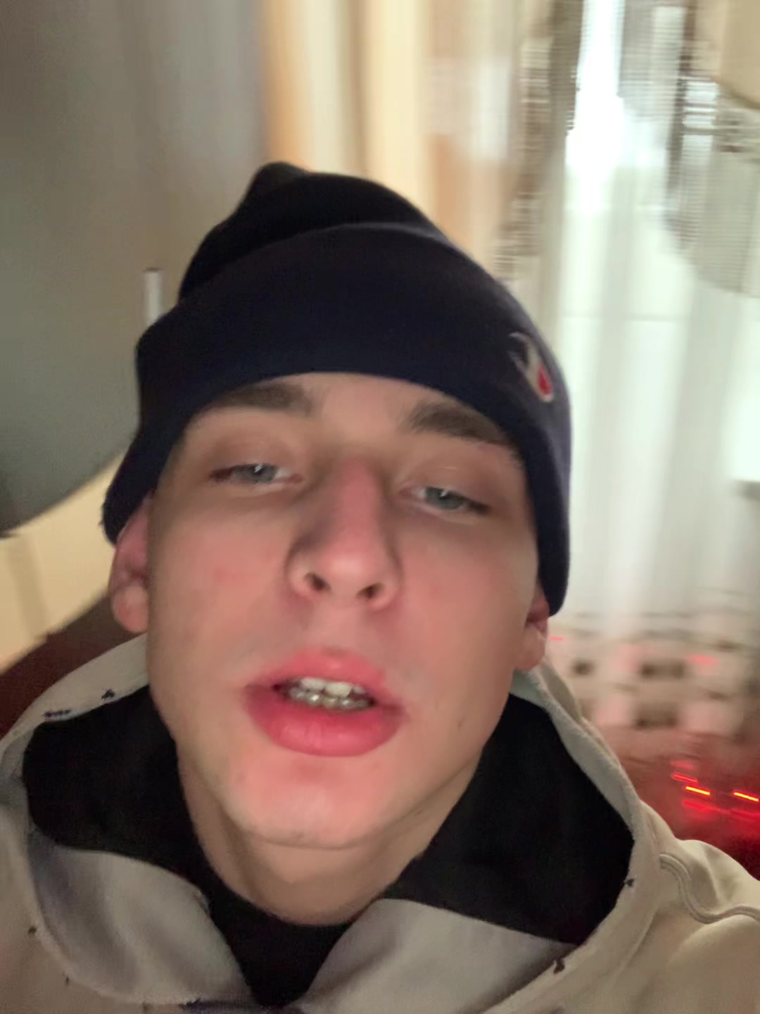@Майорик🤪🥩