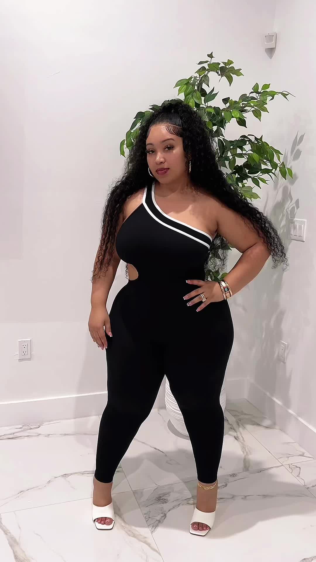 @YourAuntieMoe