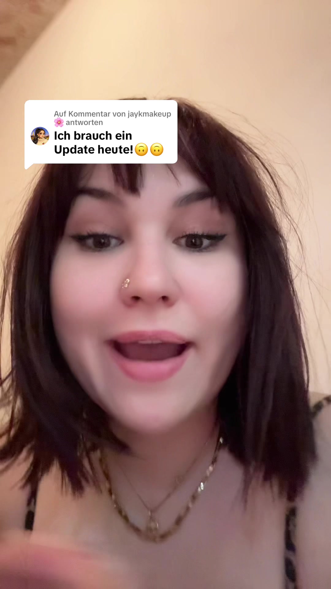 @laurassoberlife