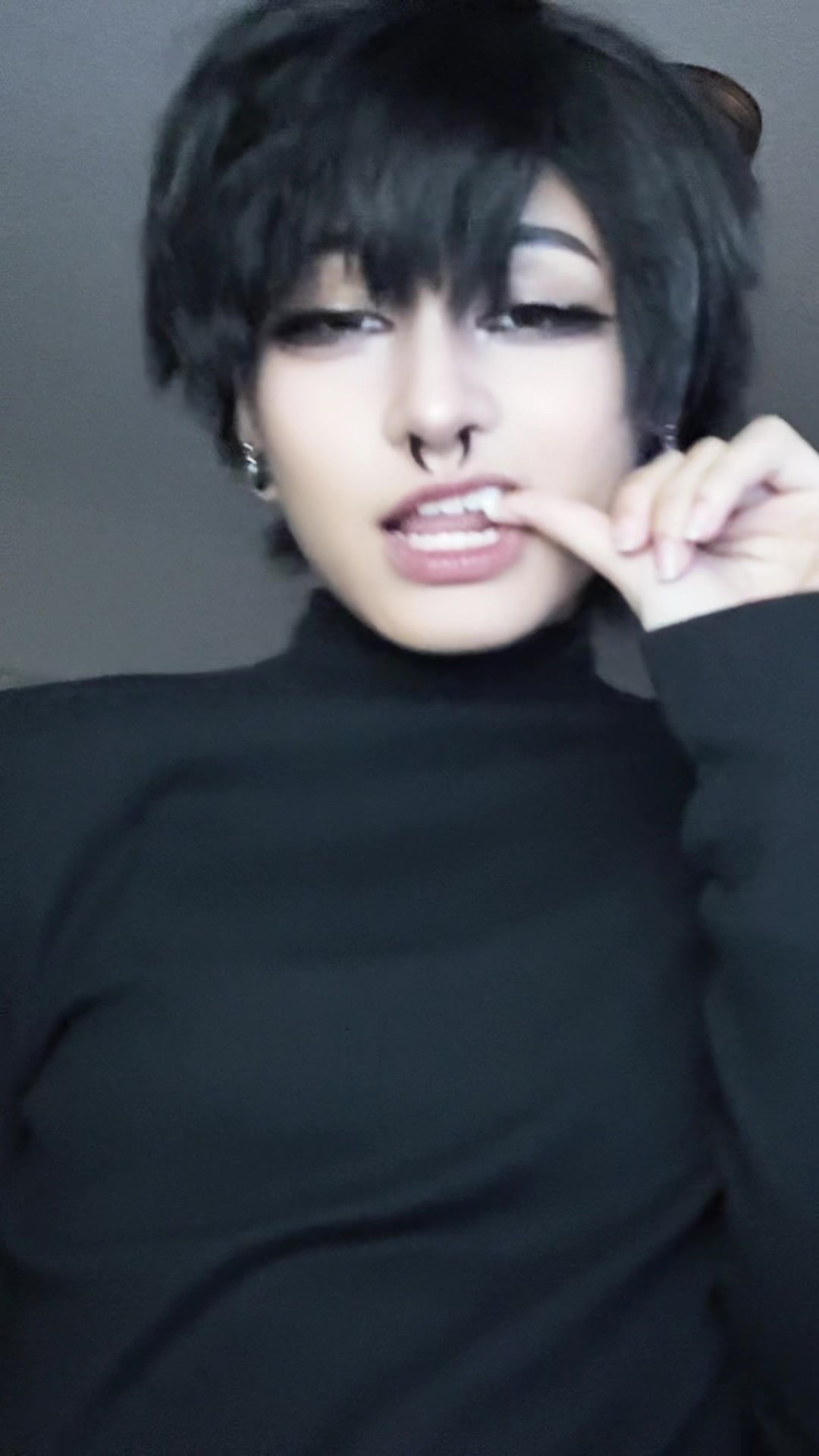 @Junebug🦭