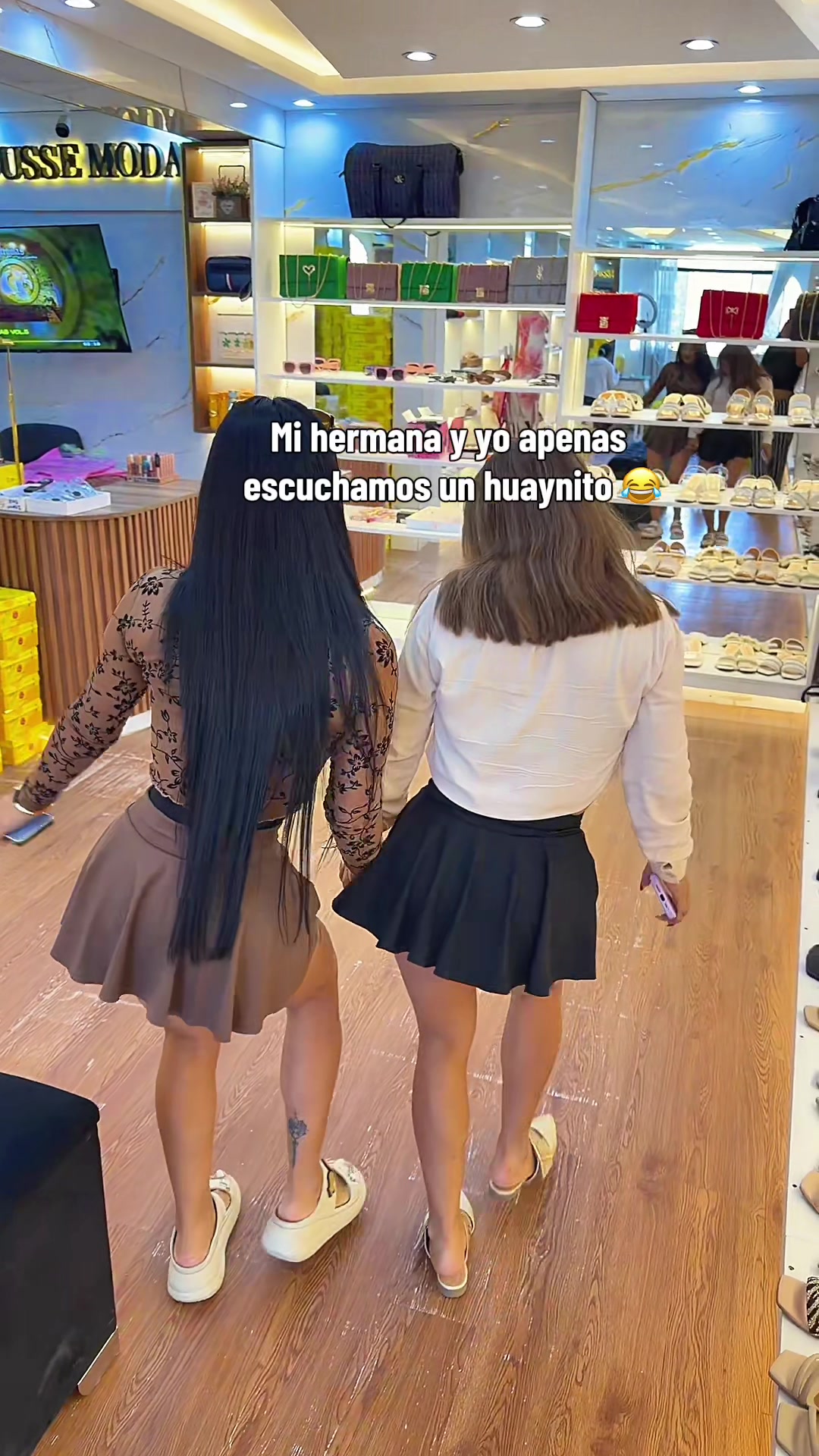 @Mixsy Chávez 💛🐝