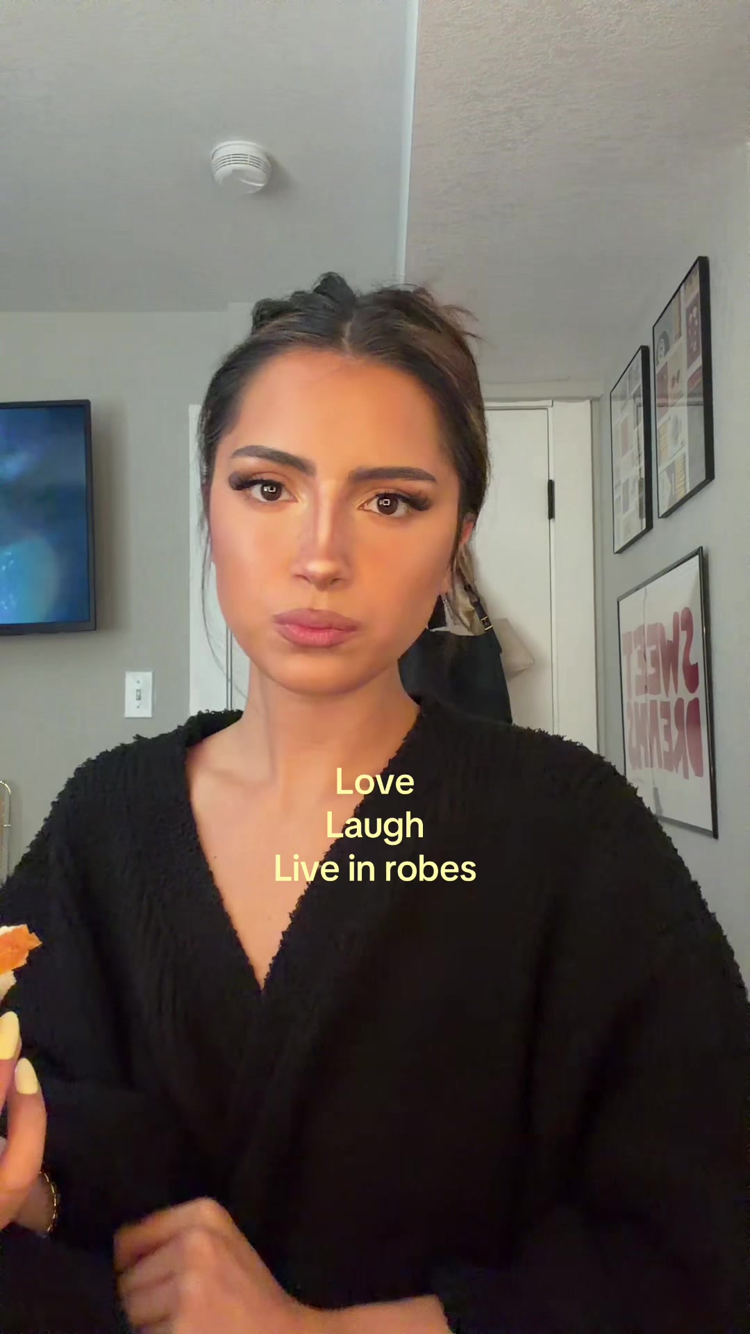 @𝐿𝑒𝓃𝑒