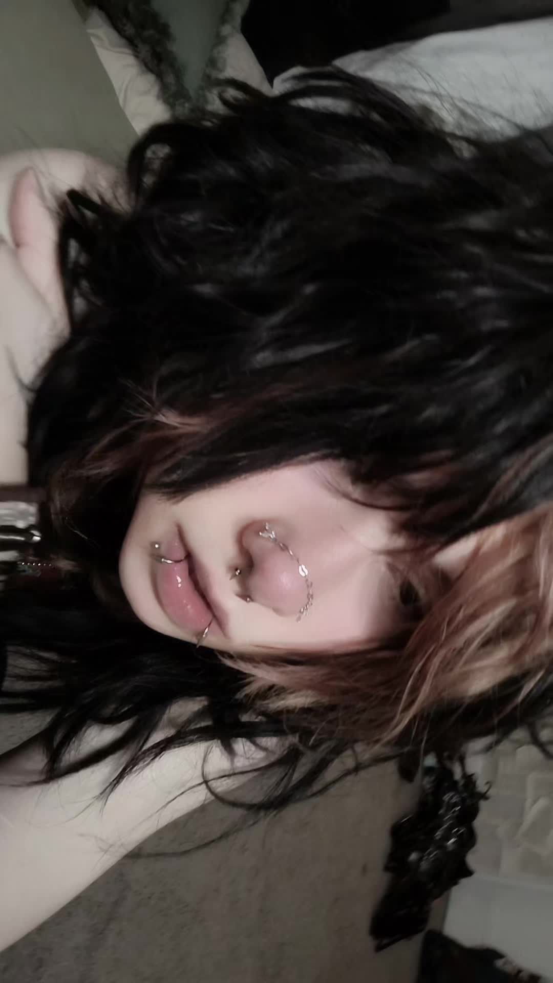 @𝕬𝖘𝖍