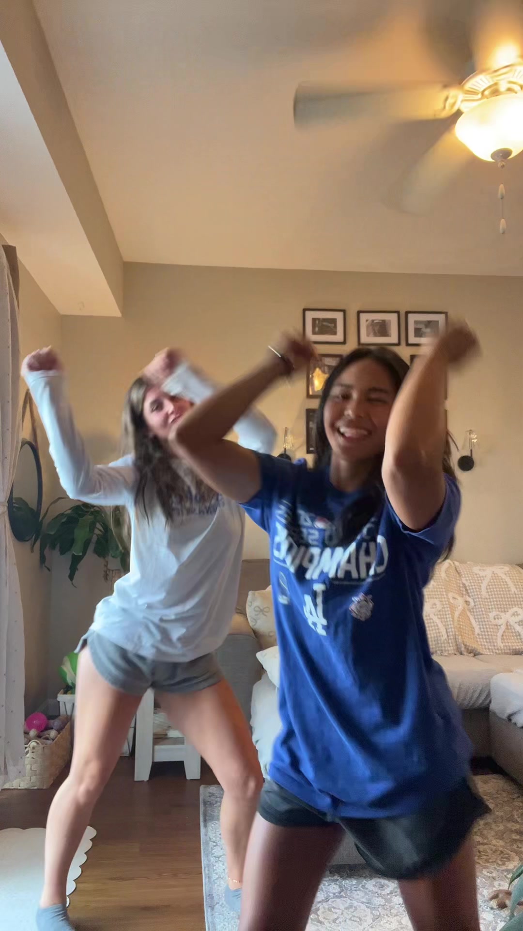 @Zoe