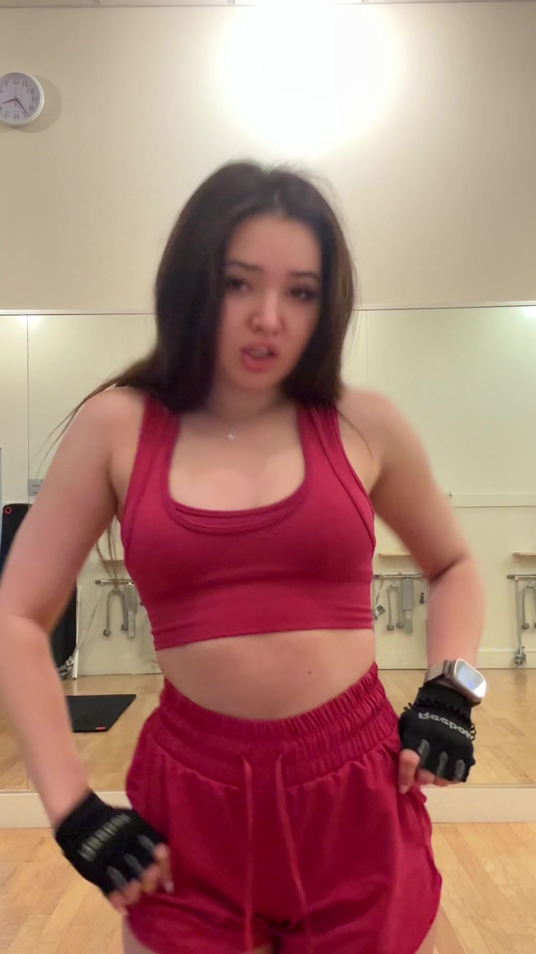 @alishashakirova