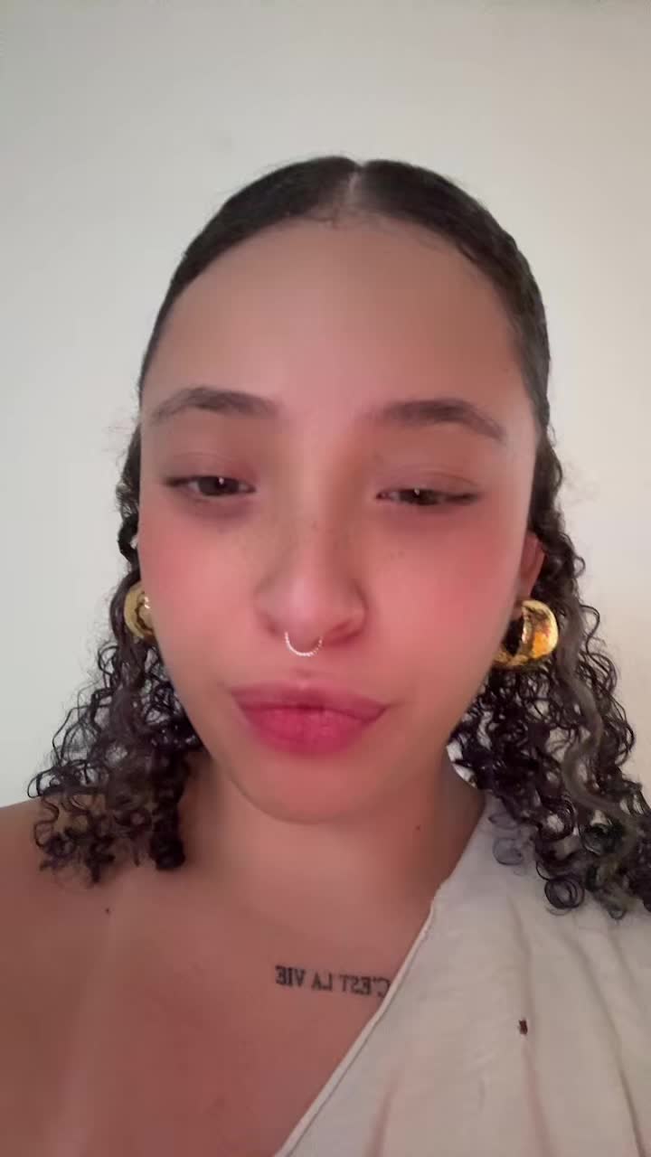 @itsjessihaze