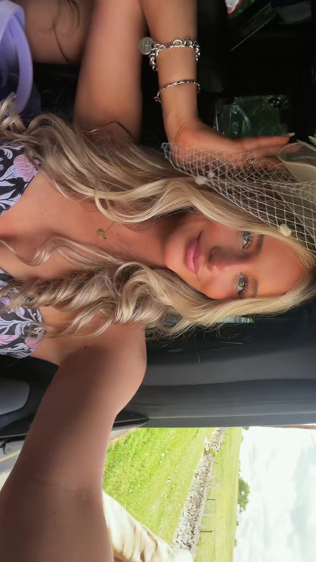 @urfavoriteblonde