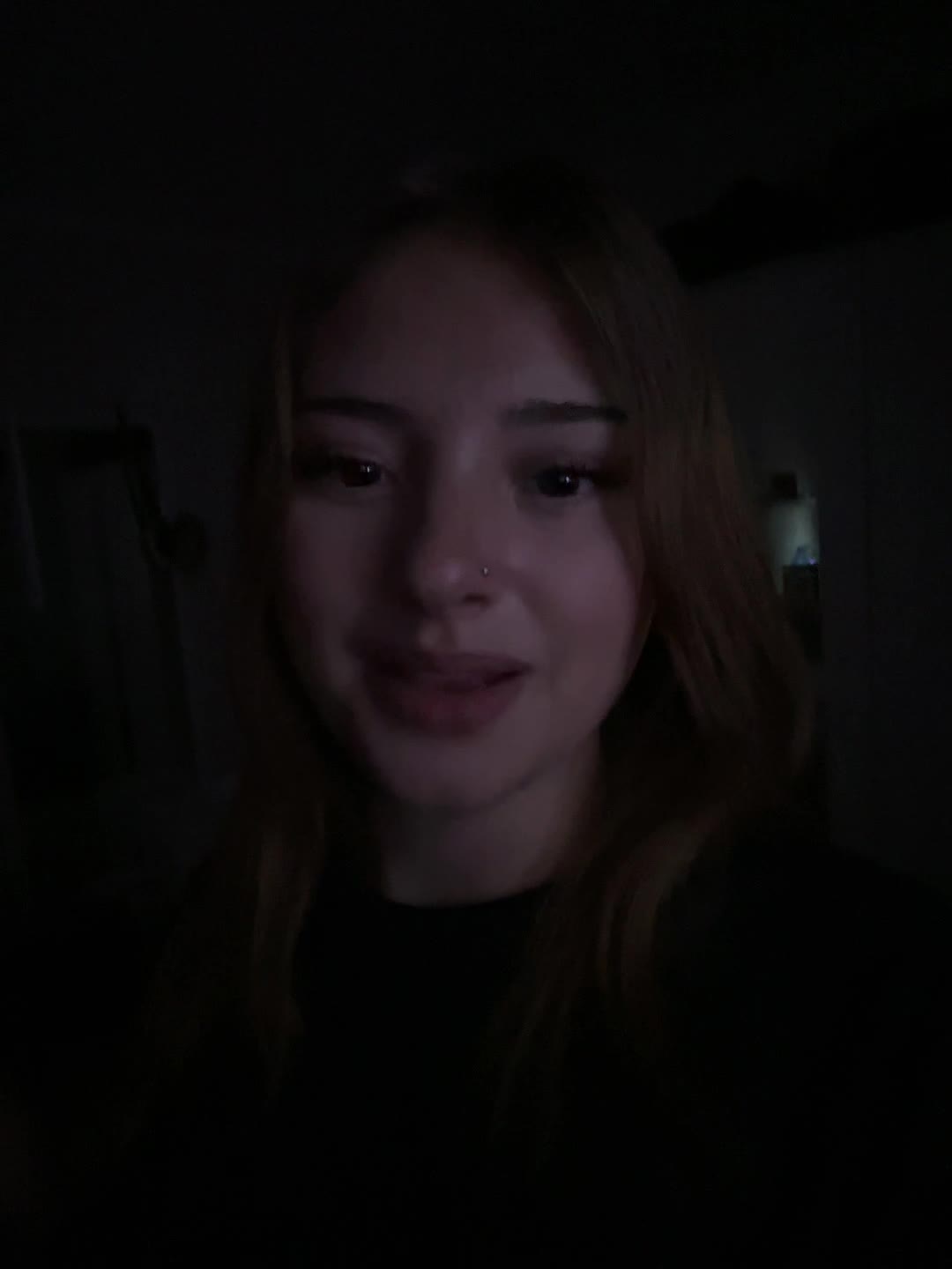 @Leona