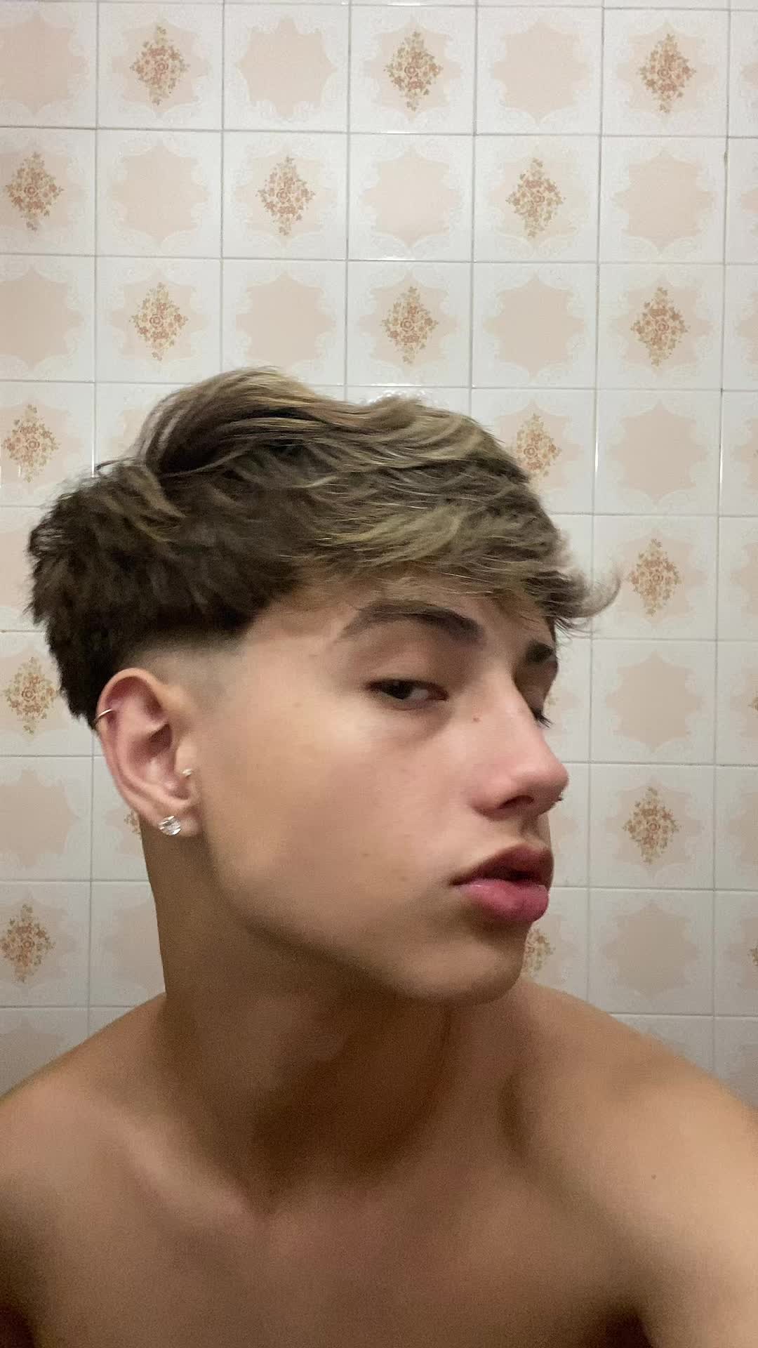 @Pietro Franco ๐ฎ๐น๐ง๐ท