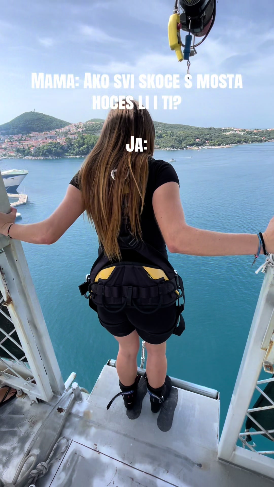 @Monika 🩵