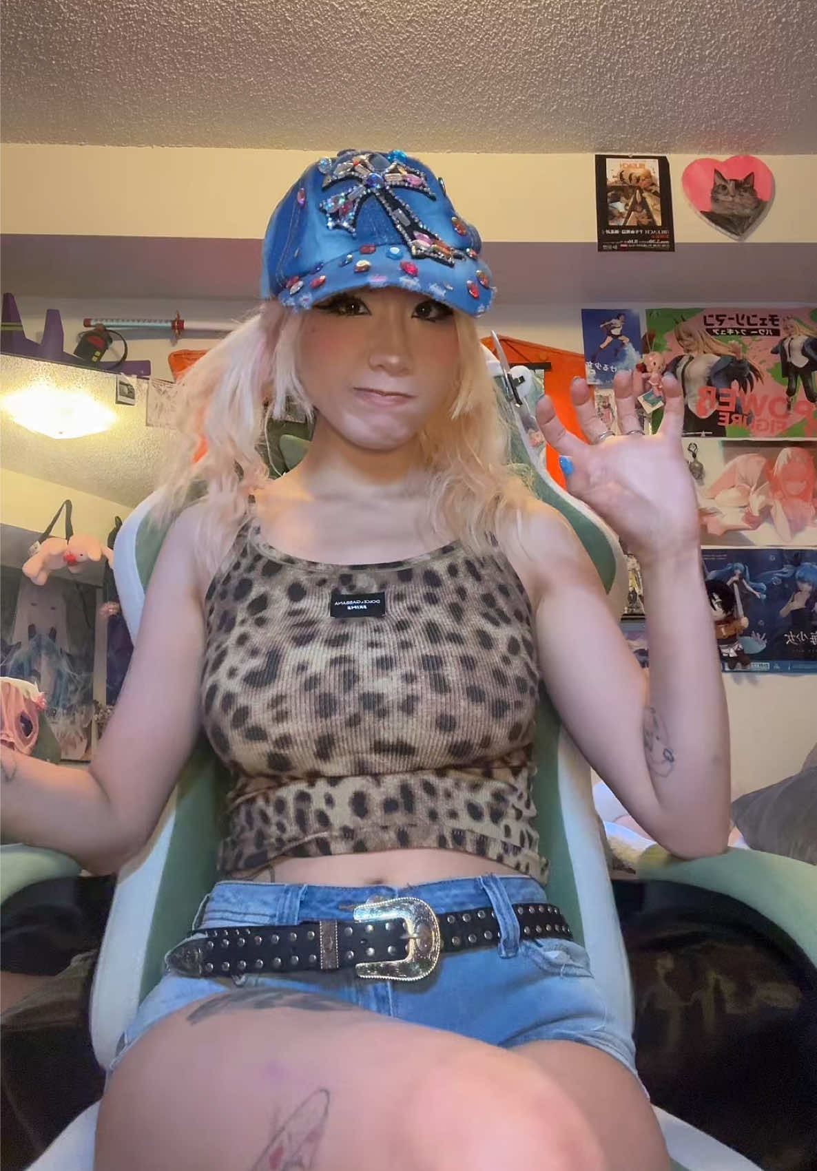 @meowggirl