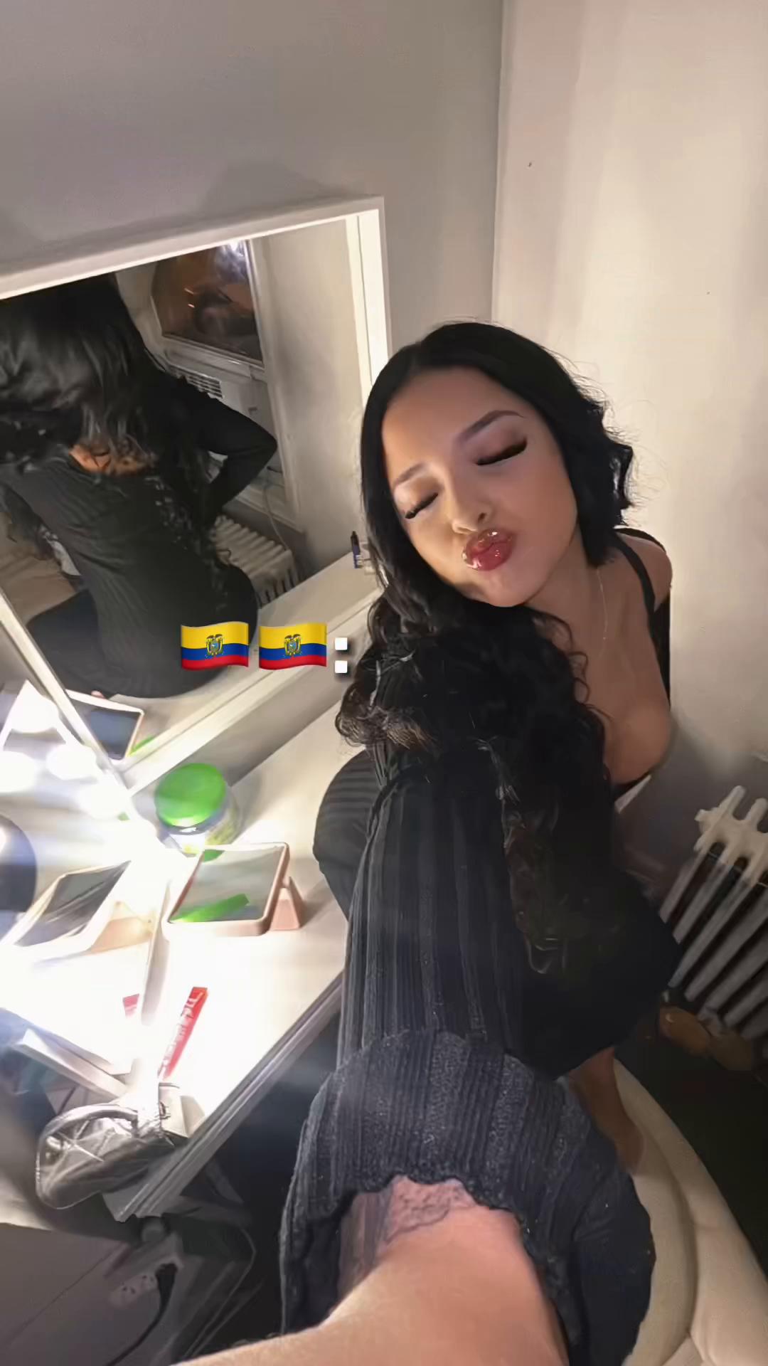 @Kiara💋