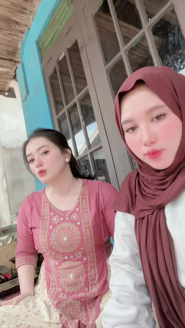 @Ummy