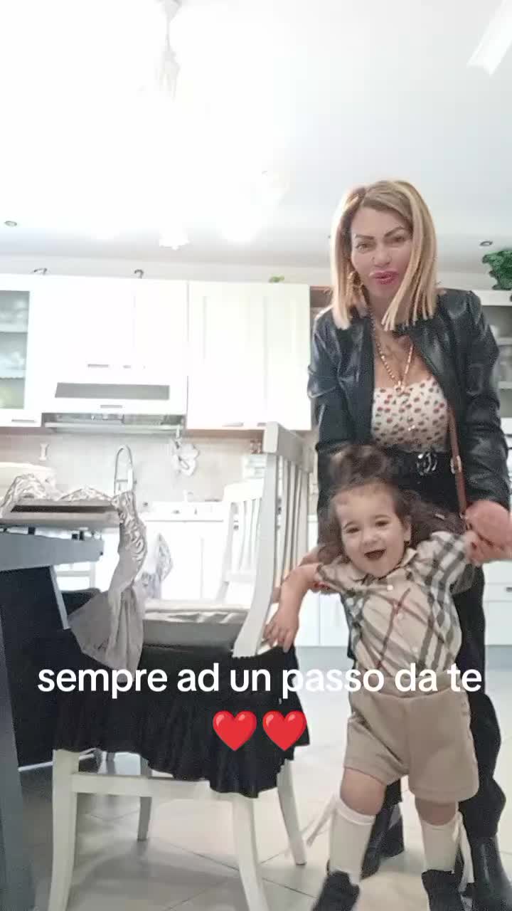 @ChanelFerone