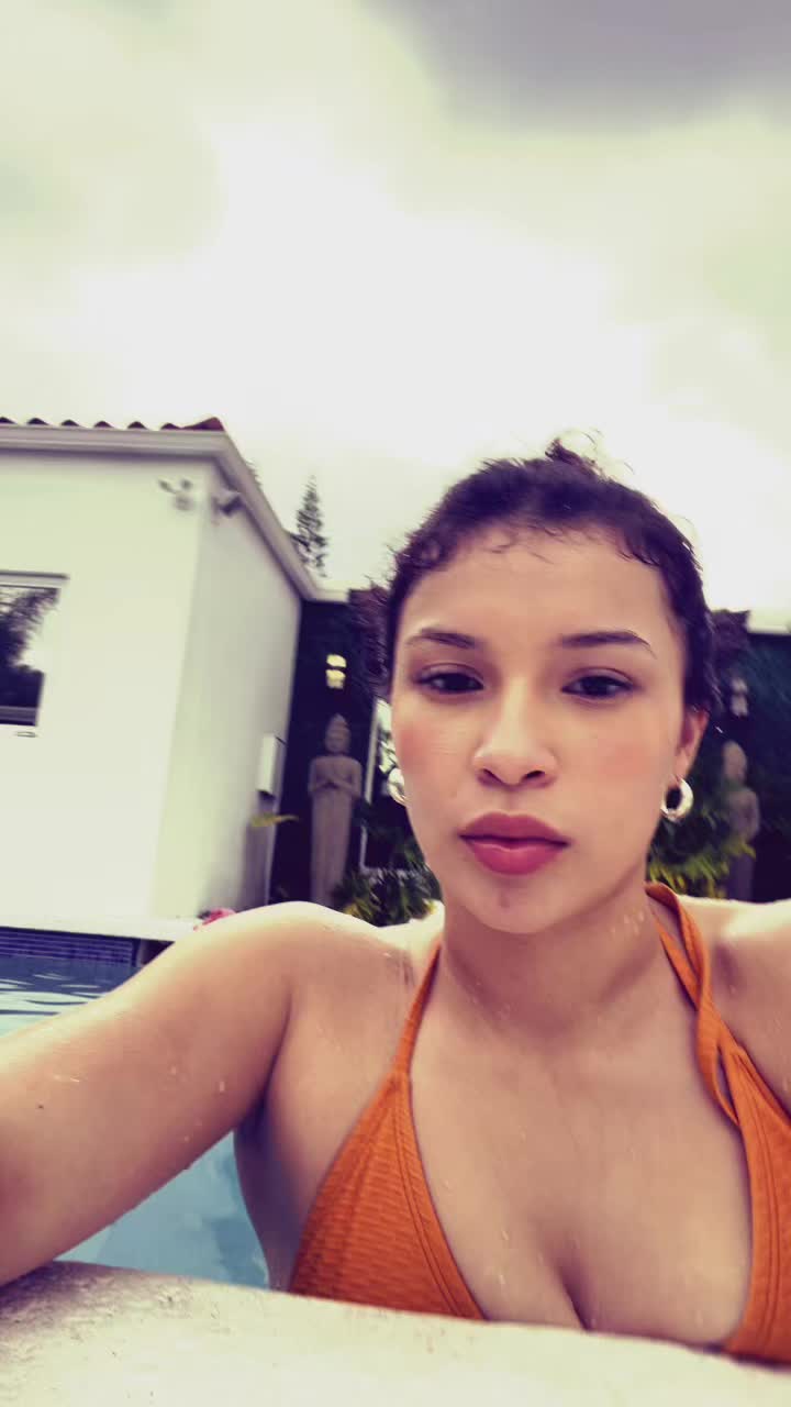 @mia