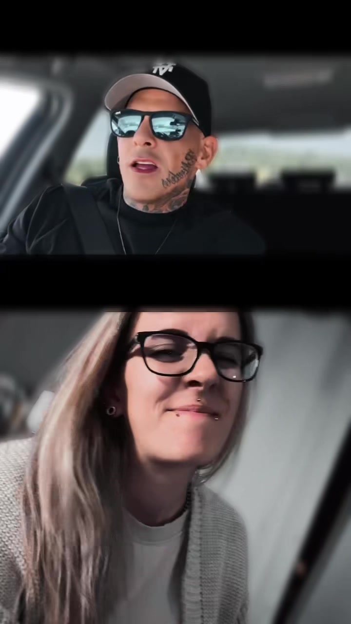 @Elli