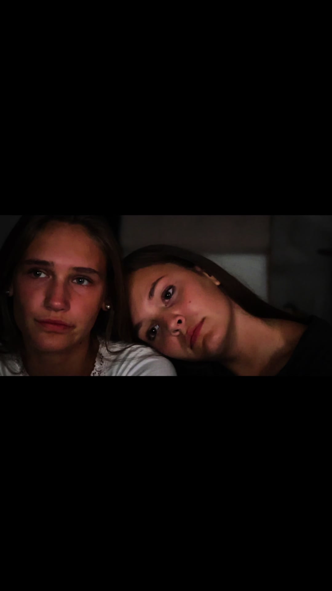 @✮ laura vanessa 🎞️🎬
