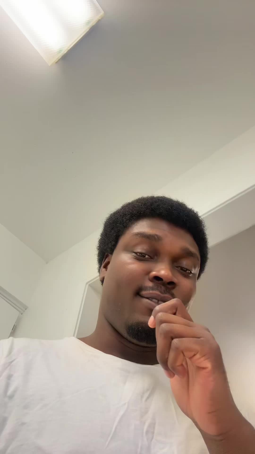 @OlukuBiscuit
