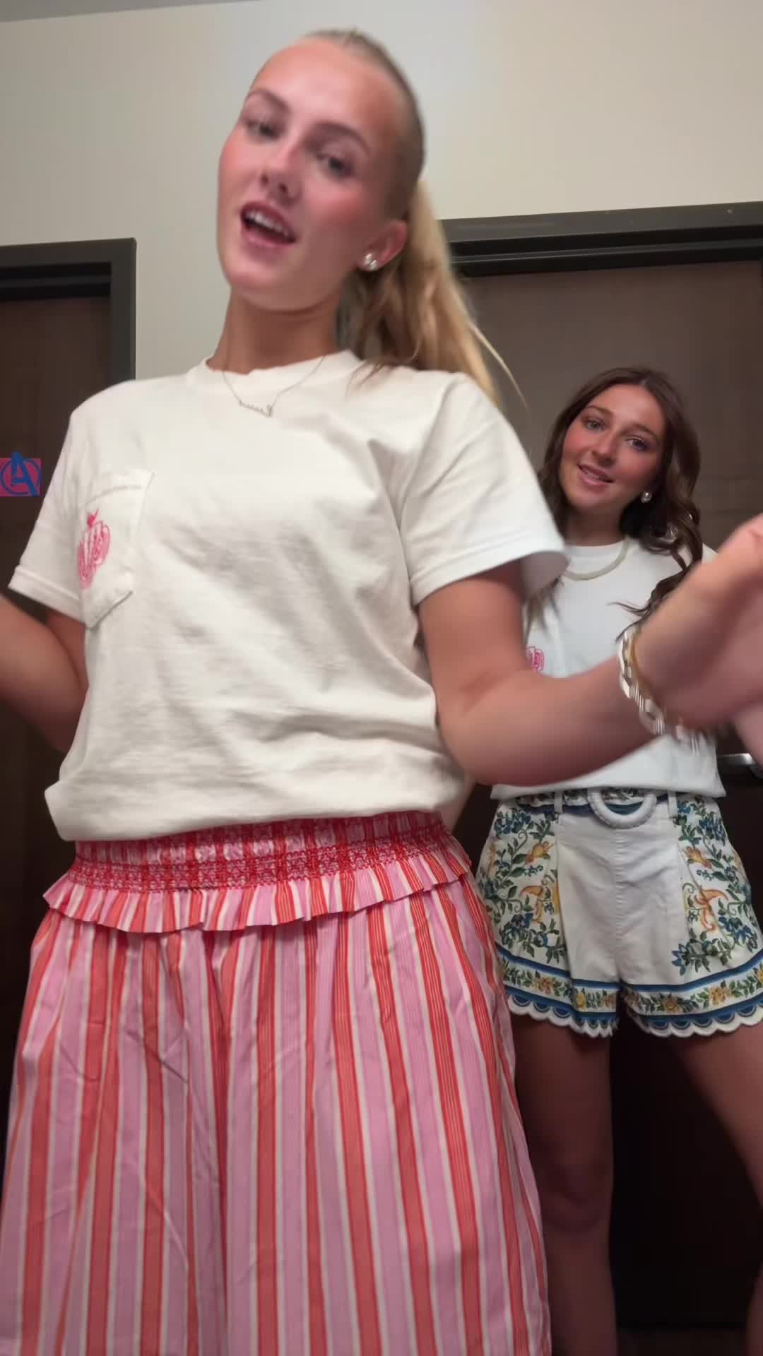 @laurenr
