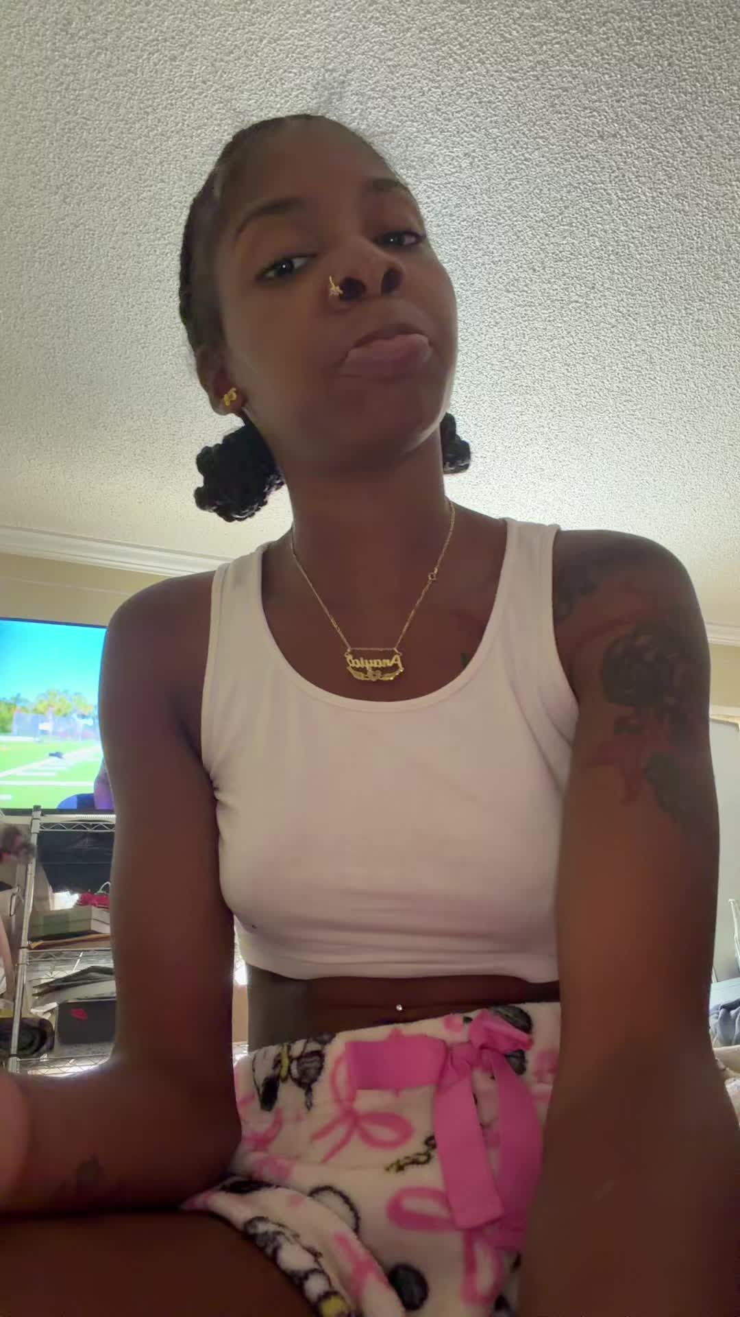 @N4