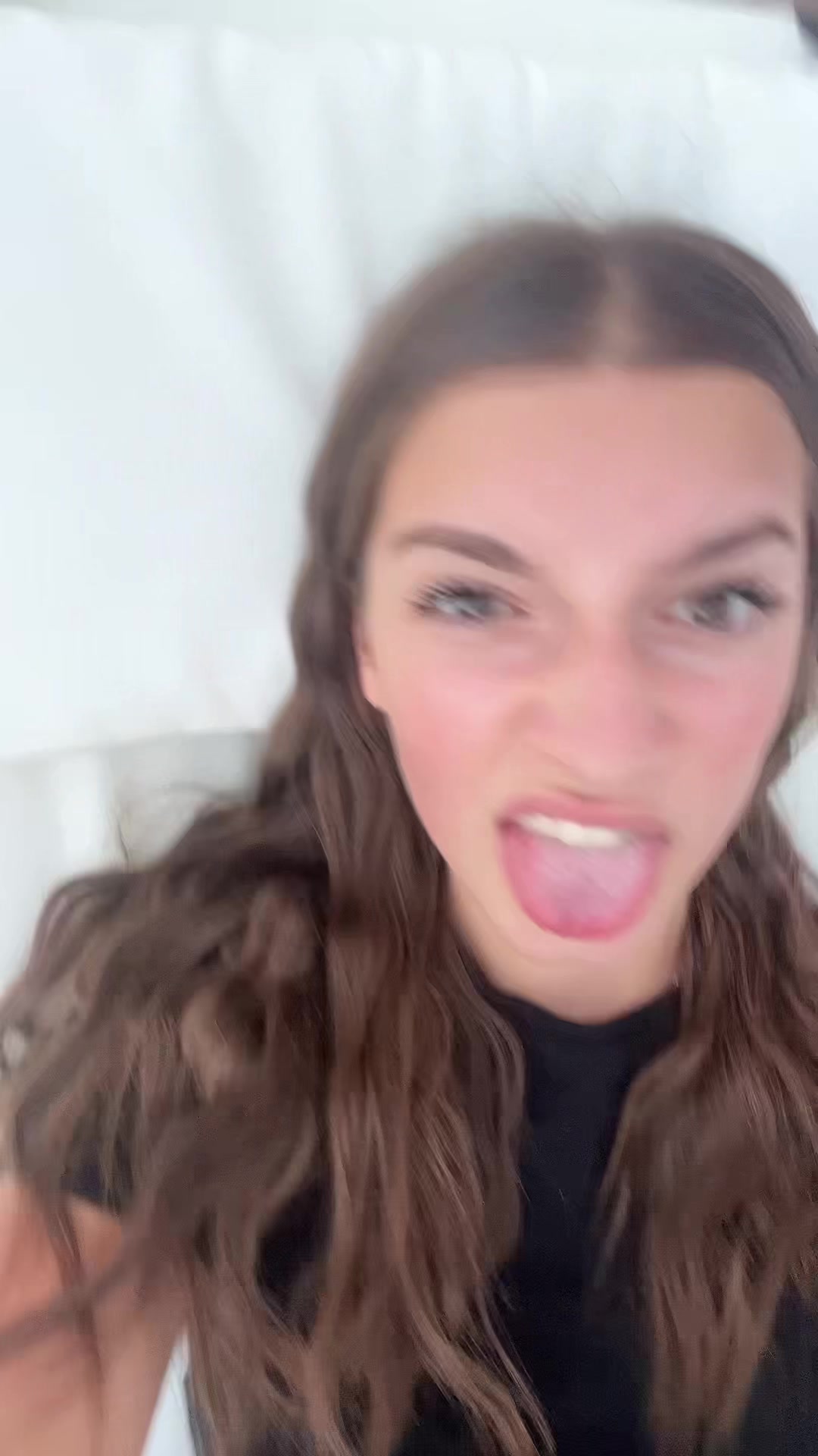 @nicolee