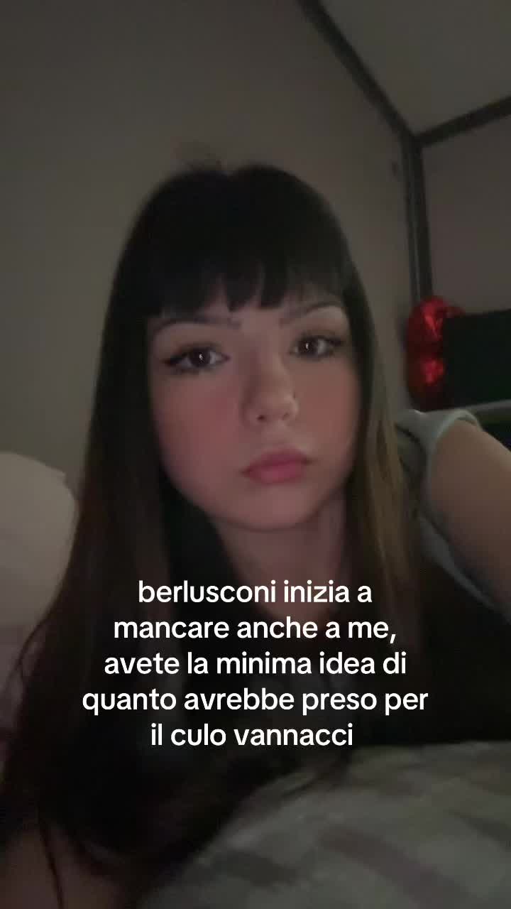 @selena