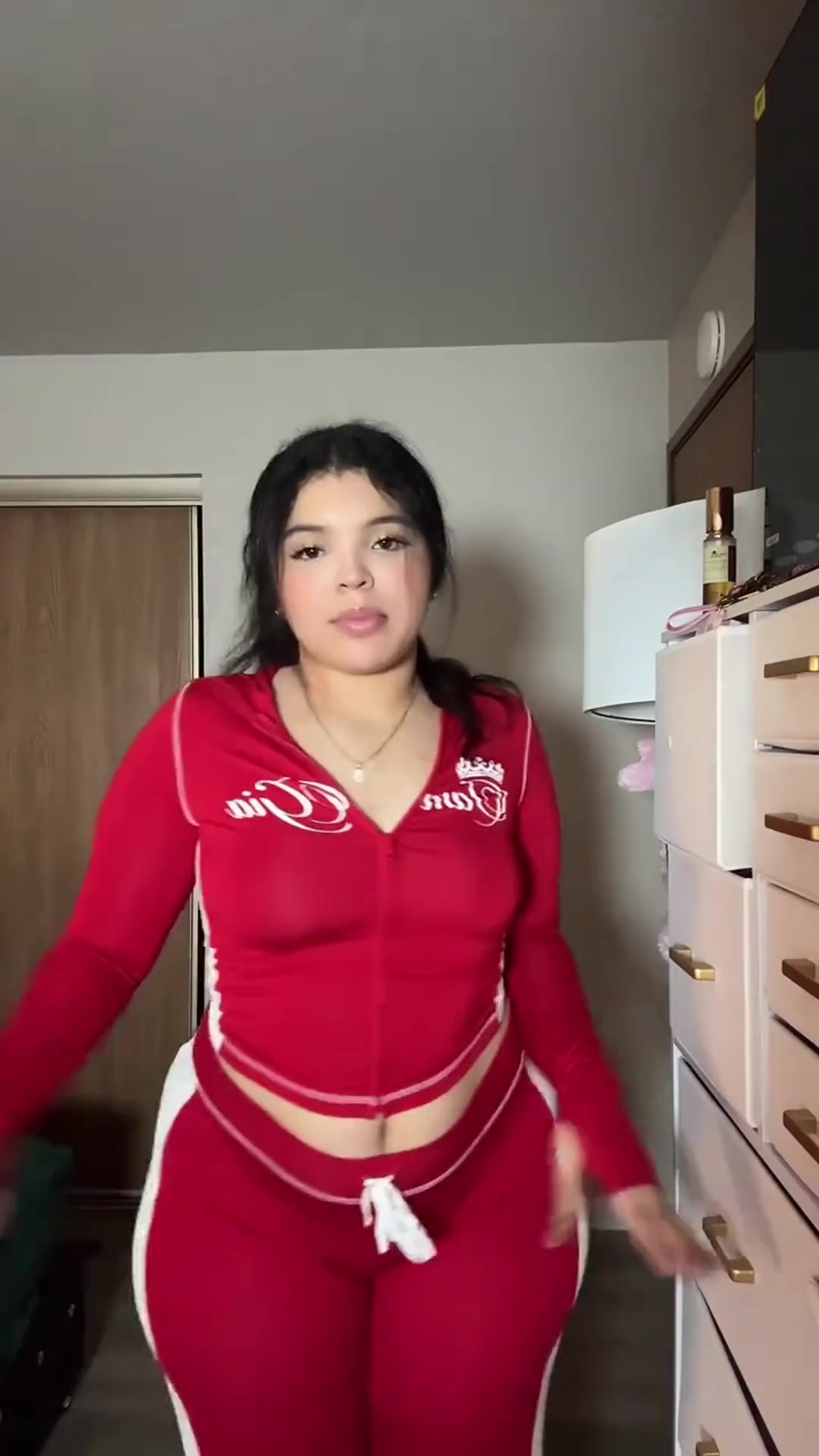 @Elara