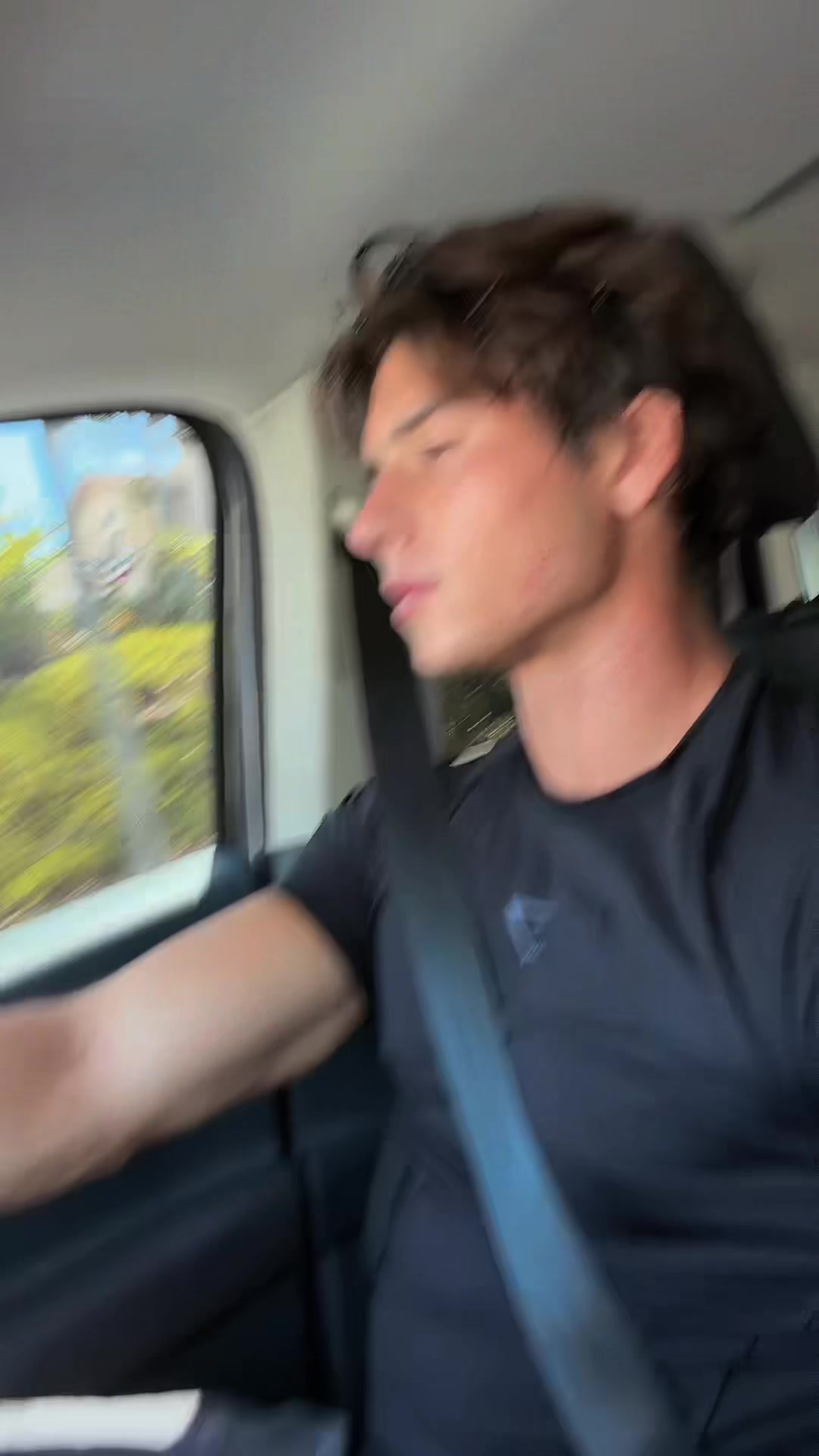 @LG